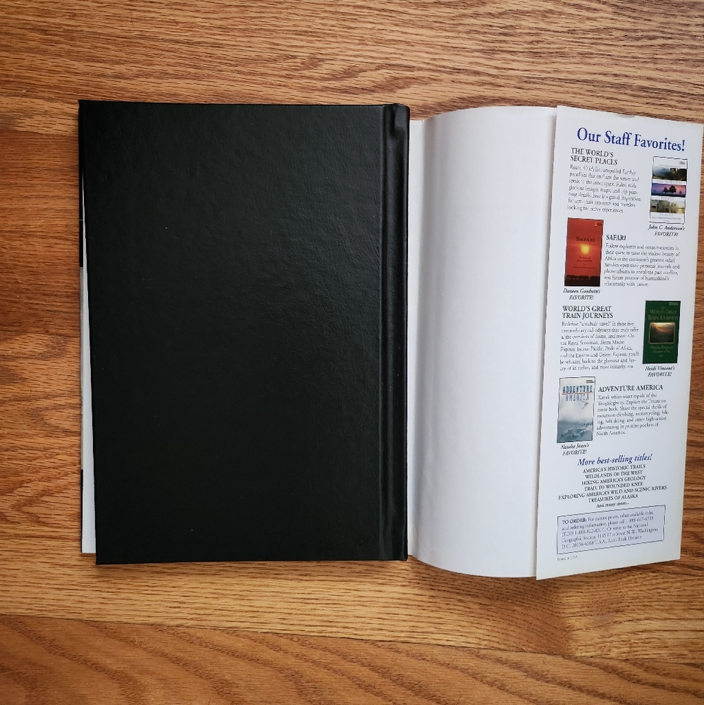 National Geographic The Wildlife Photographs Hardcover Book - Picture 6 of 9